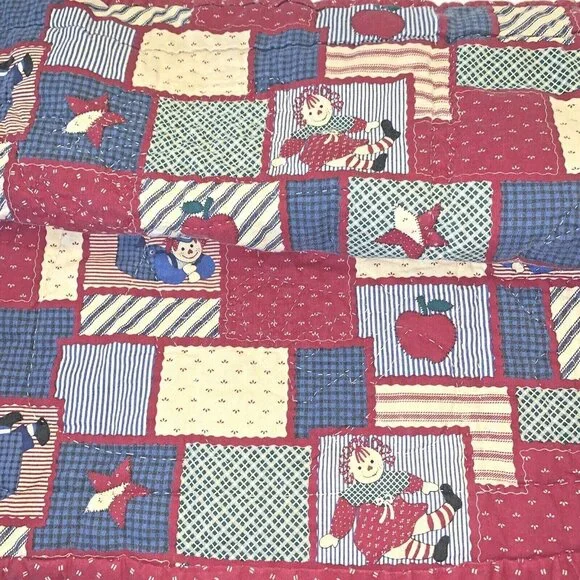Vintage RAGGEDY ANN & ANDY Handmade Patchwork Baby Quilt Crib Blanket 30” x  30” - Picture 7 of 10